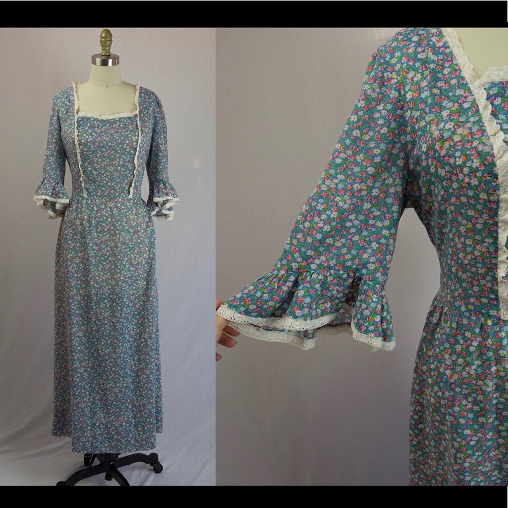 Vintage Colonial style dress